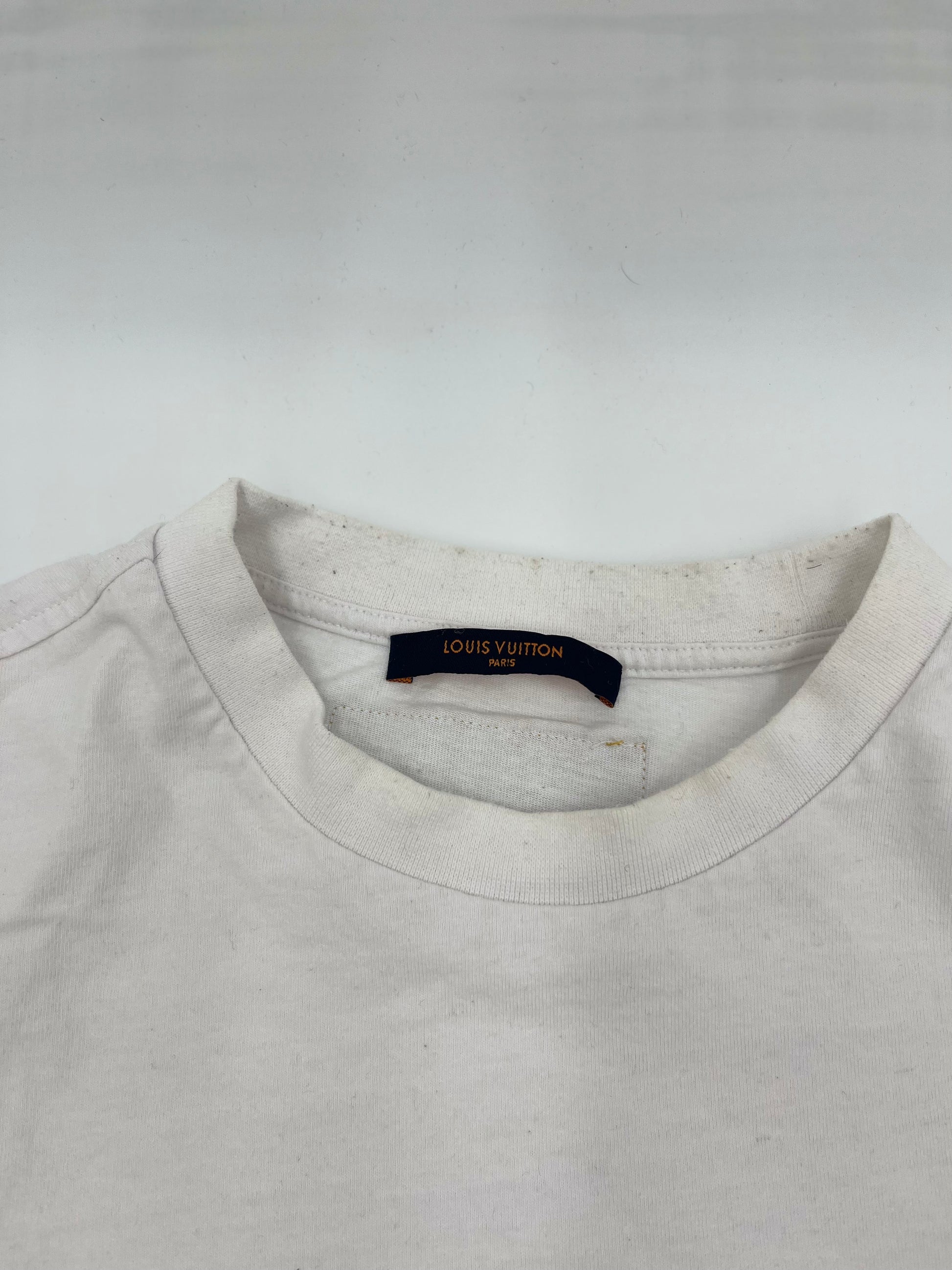 Louis Vuitton 2018 Louis Football Shirt - Gold T-Shirts, Clothing -  LOU281791